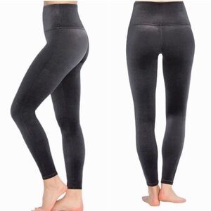 Spanx ready to wow velvet leggings size medium